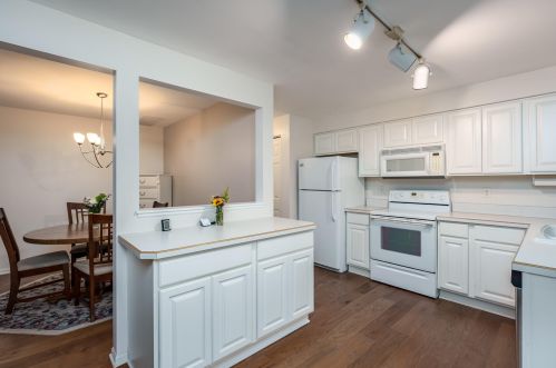 7631 Blackmar Cir, Kalamazoo, MI 49024-4089