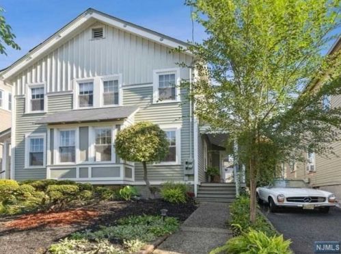 37 Portland Pl, Montclair NJ  07042-2821 exterior