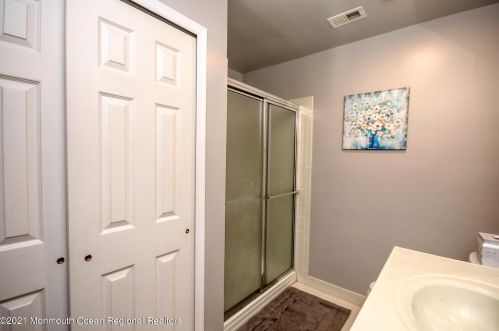 104 Brookfield Dr, Jackson Twp NJ  08527-3884 exterior