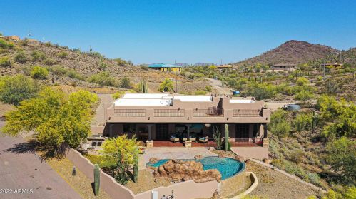 37025 33rd Ave, Phoenix AZ  85086-8740 exterior