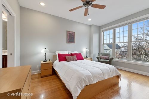 3457 Whipple St, Chicago IL 60618-5614 exterior