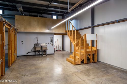 3518 Country Clb Rd, Tucson AZ 85716-1078 exterior