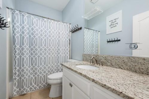 4711 Colorado Xing, Austin TX 78731-4521 exterior