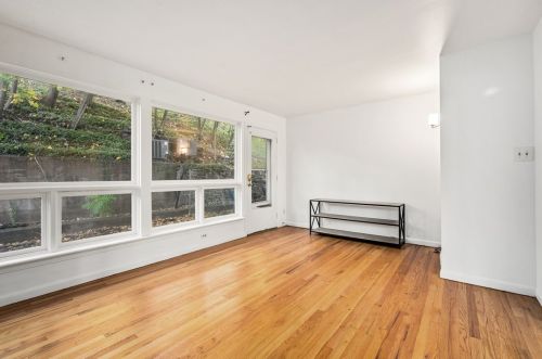 5143 Forbes Ave, Pittsburgh PA  15213-3837 exterior