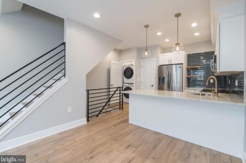 1628 Ellsworth St, Philadelphia PA 19146-2811 exterior