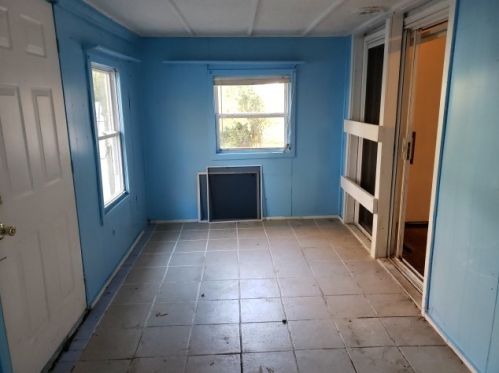 206 Baldwin Ave, Waukegan IL 60085-3110 exterior