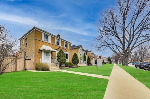 3320 Newcastle Ave, Chicago IL 60634-2355 exterior