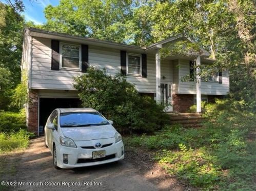 549 Frank Applegate Rd, Jackson Twp, NJ 08527-4222