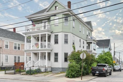 42 Mount Pleasant Ave, Providence RI 02908-5153 exterior