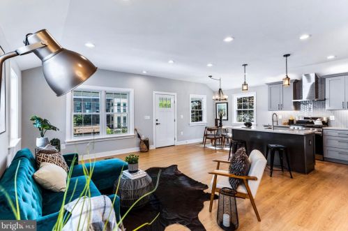 4812 Hayes St, Washington DC  20019-3649 exterior