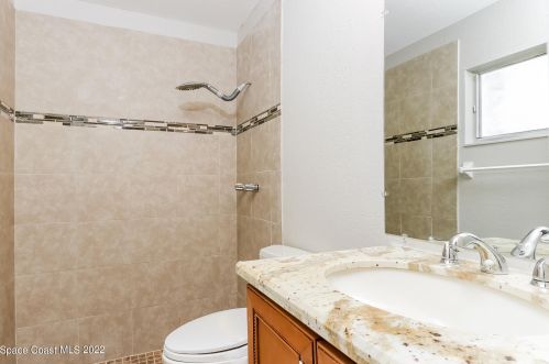 426 Eastport Cir, Fort Pierce FL  34953-7126 exterior