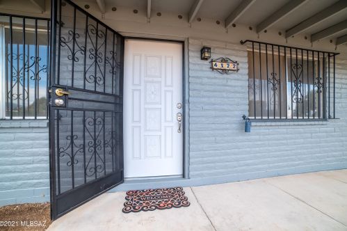 4122 Azalea St, Tucson AZ 85741-1031 exterior