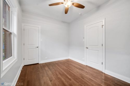 5724 Warwick Ave, Chicago IL 60641-3418 exterior