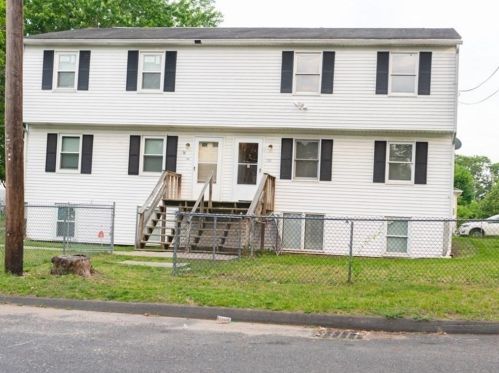 131 Davenport St, Springfield MA  01119-1051 exterior