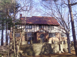 220 Hobart Rd, Newton, MA