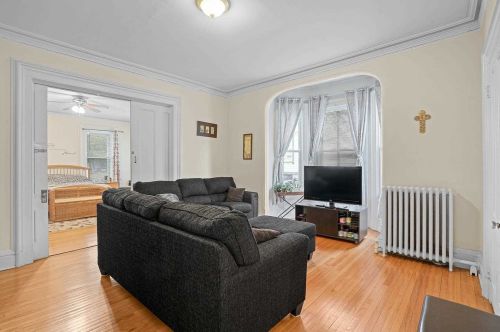 54 Clinton St, Poughkeepsie NY 12601-2522 exterior