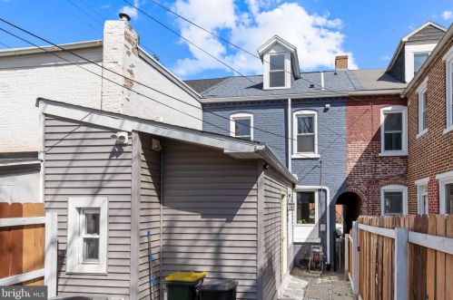 22 New St, Lancaster PA  17602-2028 exterior