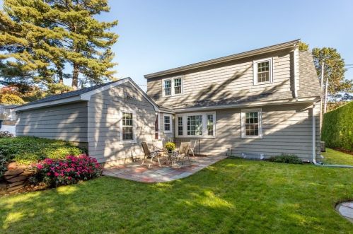 595 Randolph St, Canton MA 02021-1321 exterior