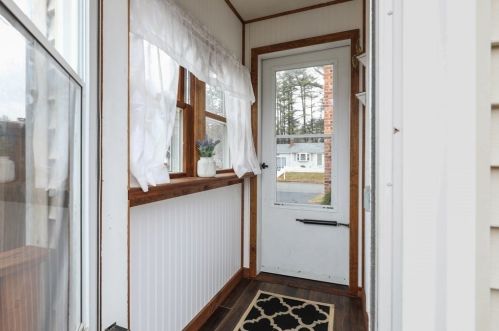 83 Colonial Dr, Taunton MA 02780-3801 exterior