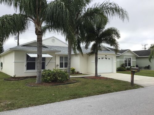 6618 Alemendra, Fort Pierce FL  34951-4317 exterior