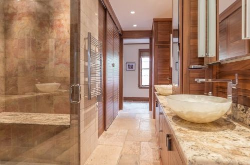 102 Myrtle St, Boston MA exterior