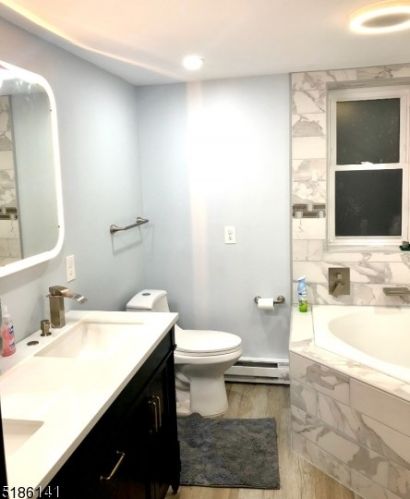 5 Bucknell Trl, Hopatcong NJ  07843-1760 exterior