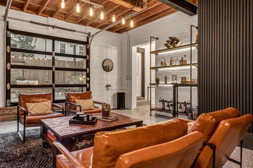 1411 Potter Ave, Milwaukee WI 53207-2115 exterior