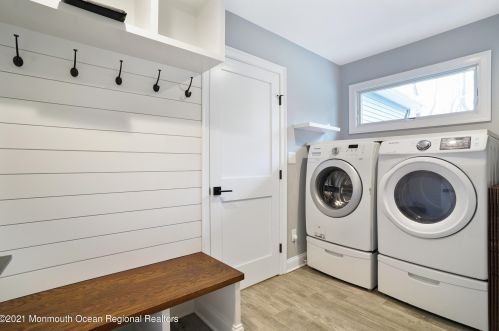 30 Cardinal Rd, Middletown NJ 07748-3262 exterior