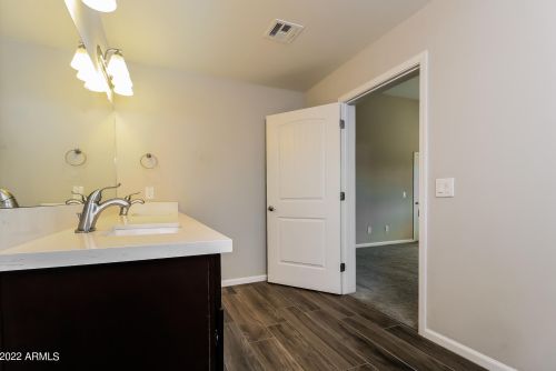 3839 26th St, Phoenix AZ  85040-1515 exterior