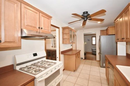 921 Meadowcroft Ave, Pittsburgh PA 15216-1119 exterior