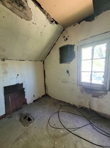 1362 Chase St, Gary IN 46404-2057 exterior