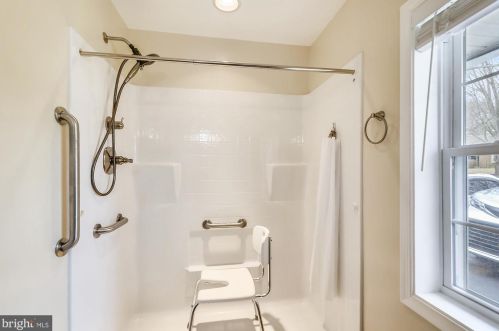 2804 Blazer Ct, Silver Spring MD 20906-2319 exterior