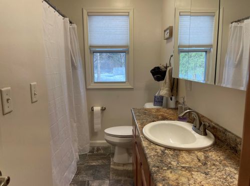 6710 Paris Ave, Grand Rapids MI 49548-6951 exterior