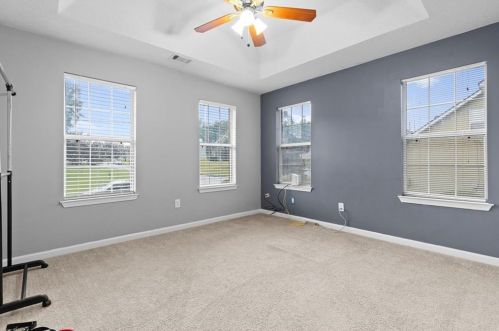 5961 Duren Mdw Dr, Lithonia GA 30058-3592 exterior