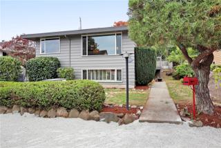 2124 48th Ave, Seattle, WA 98116-2136