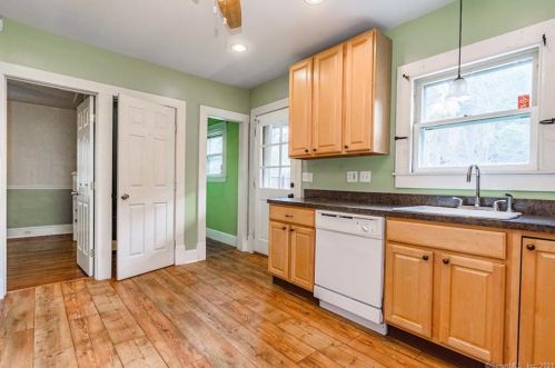 189 Derby Ave, Seymour CT 06483-3146 exterior