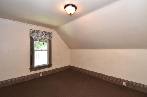 1043 31, Milwaukee WI 53215-2133 exterior