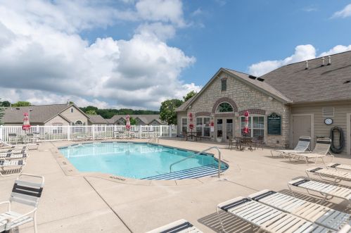 2621 Bluestone Cir, Kalamazoo MI  49009-6761 exterior