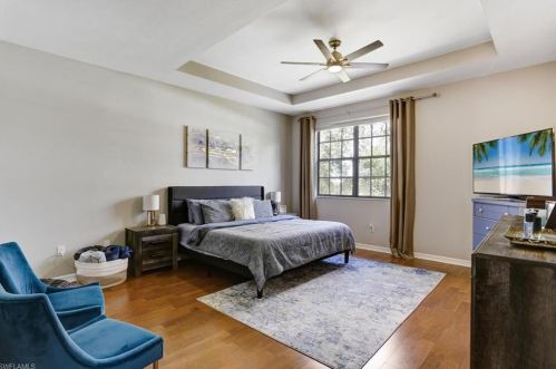 14966 Summit Place Cir, Naples, FL 34119-4104