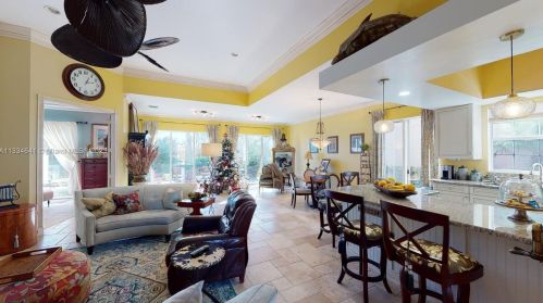 11269 Northland Dr, Fort Pierce FL 34987-1942 exterior