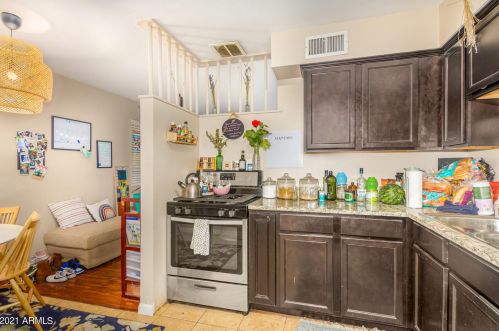 6107 12 Pl, Phoenix AZ 85014-6707 exterior