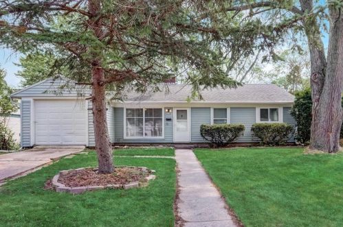 3728 64th St, Milwaukee, WI 53216-2138