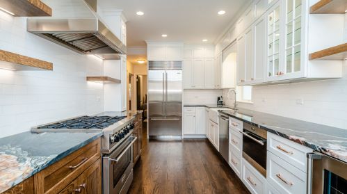 3927 Lawndale Ave, Chicago IL  60618-3107 exterior