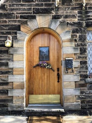 3855 Dalewood St, Pittsburgh, PA 15227-3509