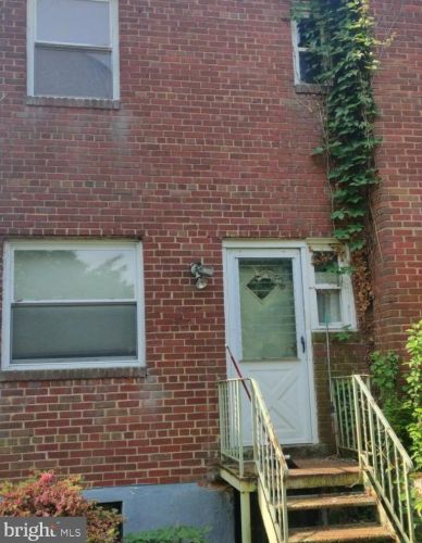 161 Elmira St, Washington, DC 20032-2266