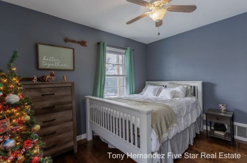 977 Southern Ave, Meskegon MI  49441-2236 exterior