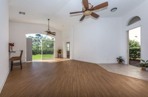 6111 Arlington Way, Fort Pierce, FL 34951-3129