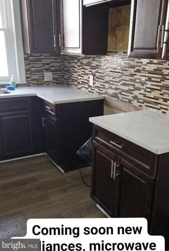 4315 Franklin St, Philadelphia PA  19140-2224 exterior