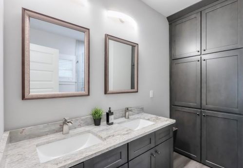 390 Holderness St, Atlanta GA 30310-1706 exterior