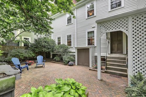 93 Power St, Providence RI  02906-1013 exterior